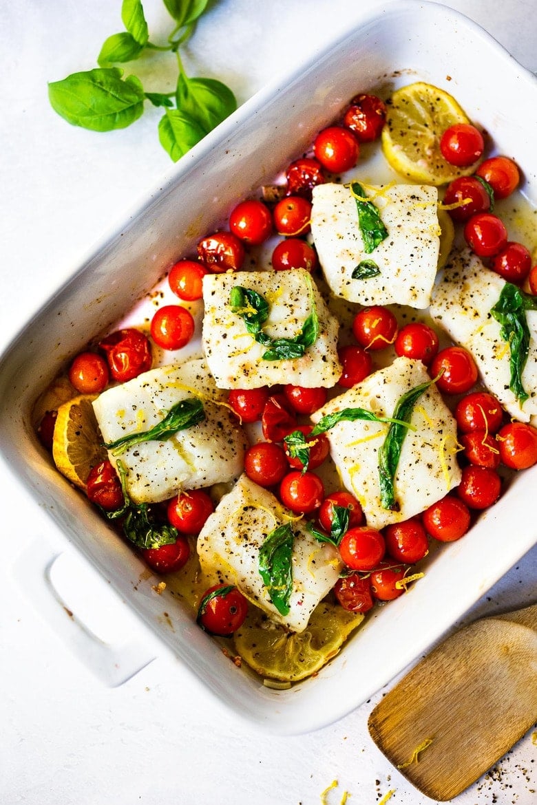 20 BEST FISH RECIPES | Simple Baked Cod with Tomatoes, Basil, Garlic Lemon- a fast and easy weeknight dinner that is healthy and delicious! #bakedcod #bakedfish #keto #keporecipes #weeknightdinner #weeknightdinners #easyfishrecipes