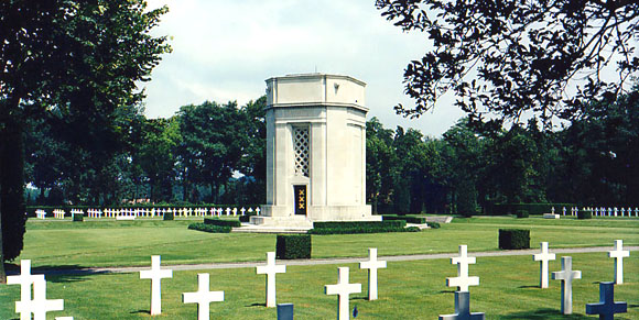 November 11 cemetery